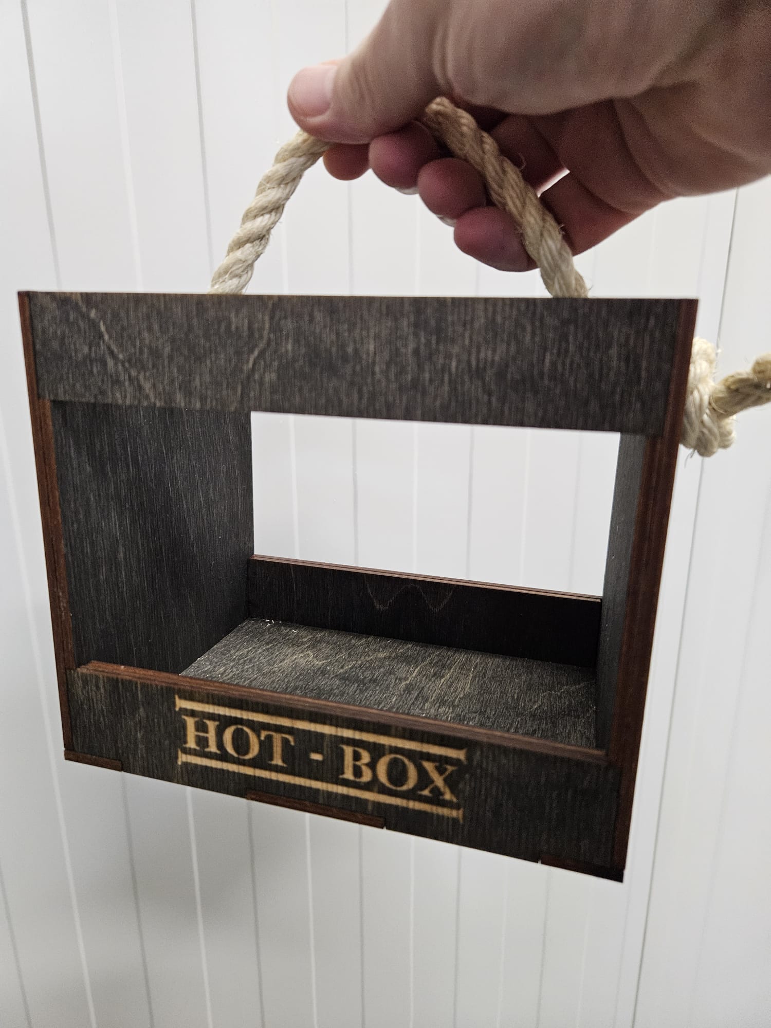 HOT - BOX Černý